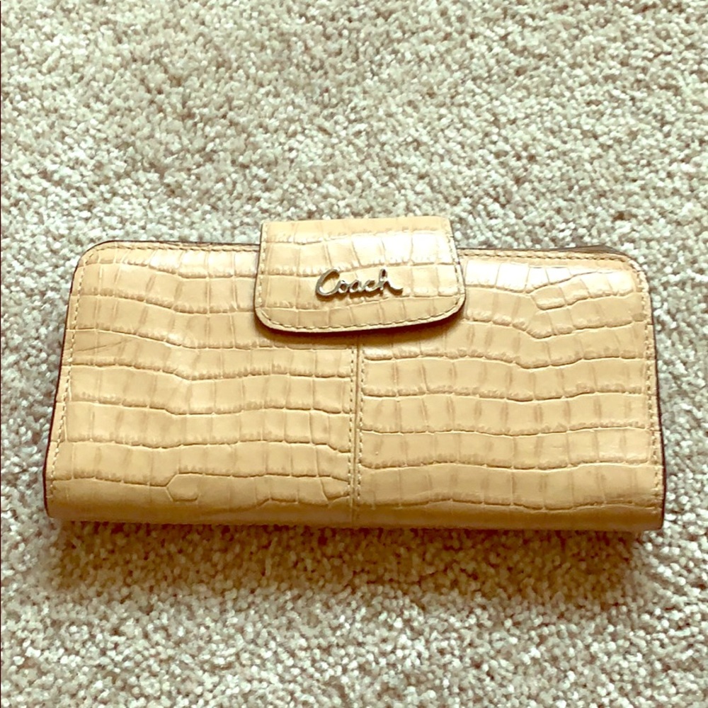 Coach wallet